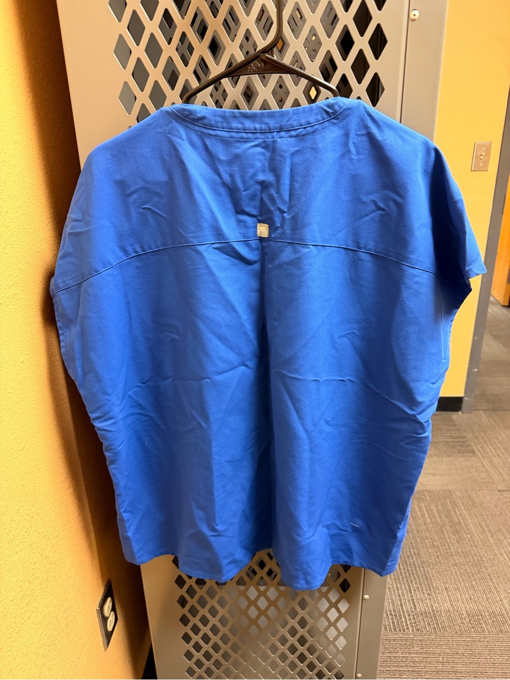 Fabletics Scrub Top - Picture 2 of 3